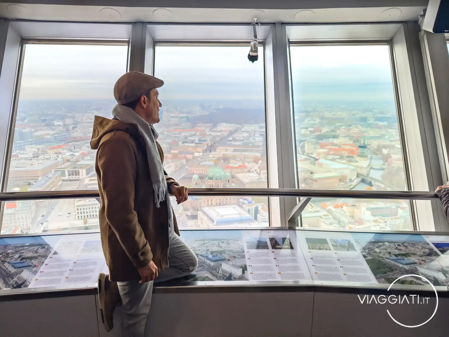 Vista dall'interno della Torre della televisione