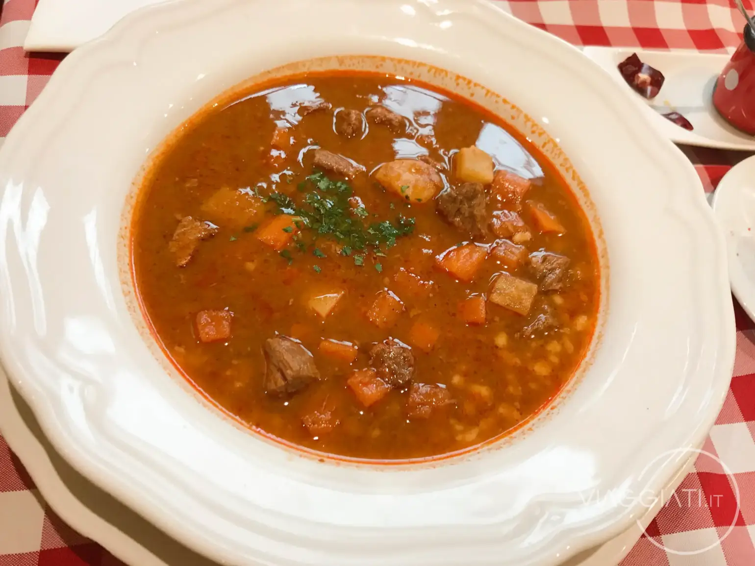 Provare il goulash a Budapest