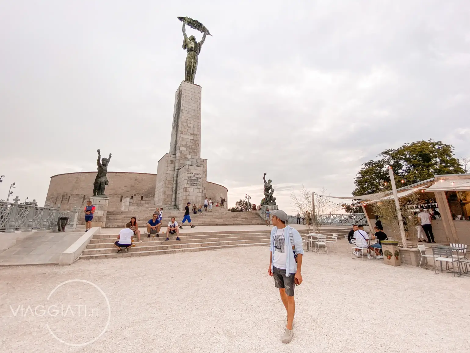 Statua della Libertà sulla Collina Gellért