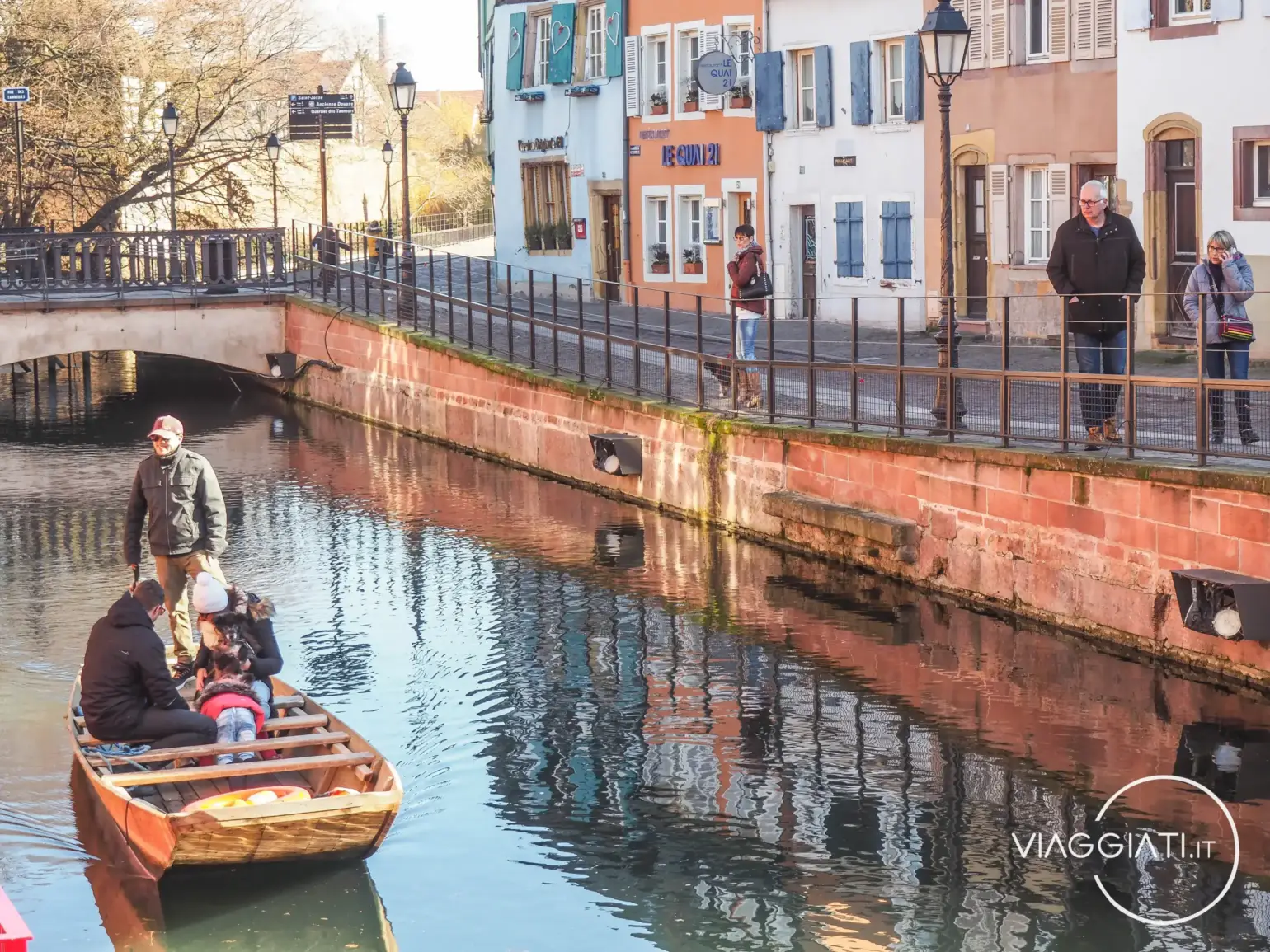 Giro in barca nella Petite Venise