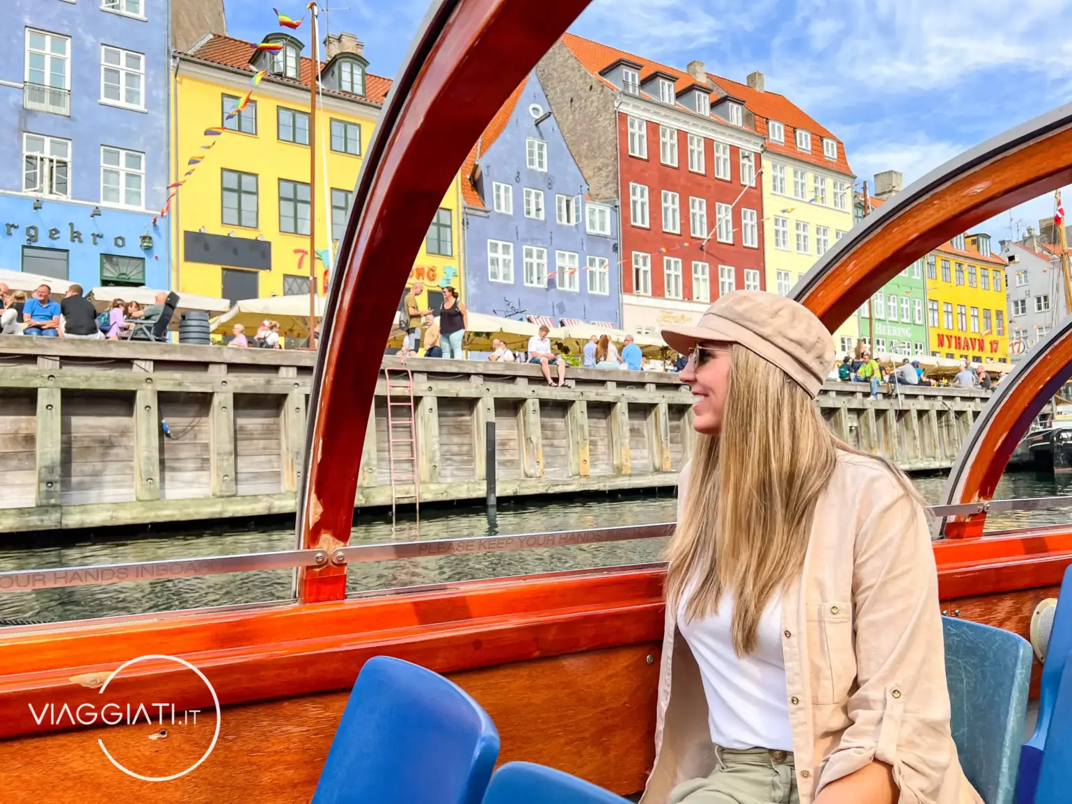 Tour in barca lungo i canali di Copenaghen