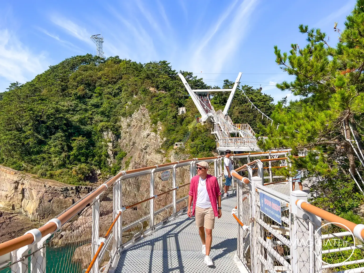 Songdo Yonggung Suspension Bridge