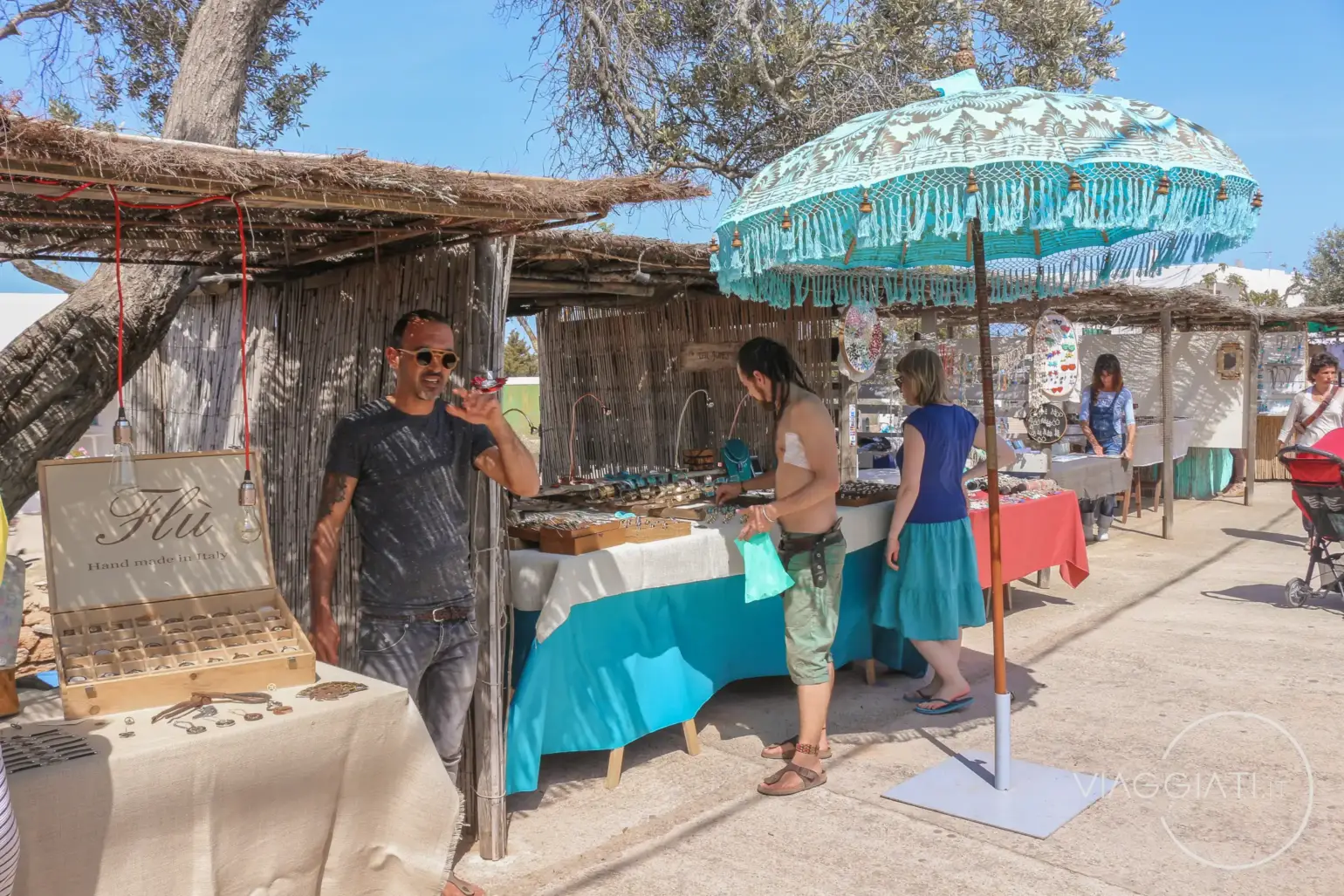 Cosa fare a Formentera | Visitare un mercato hippie
