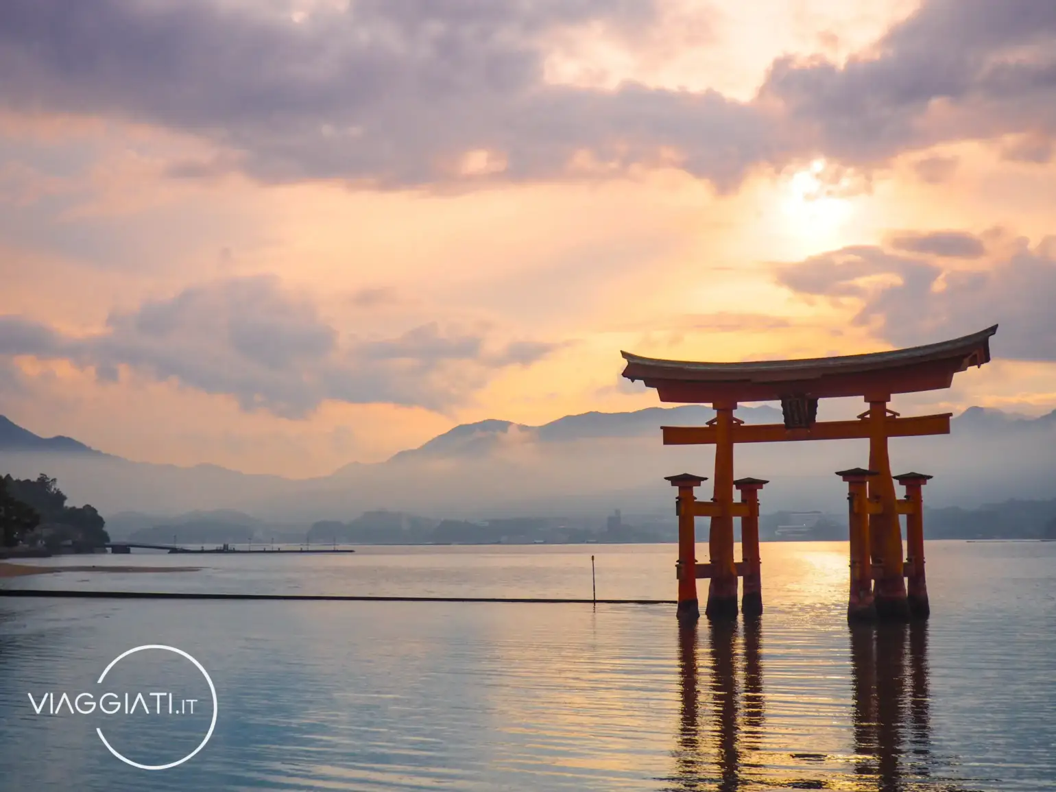 Tramonto al Grande Torii di Miyajima