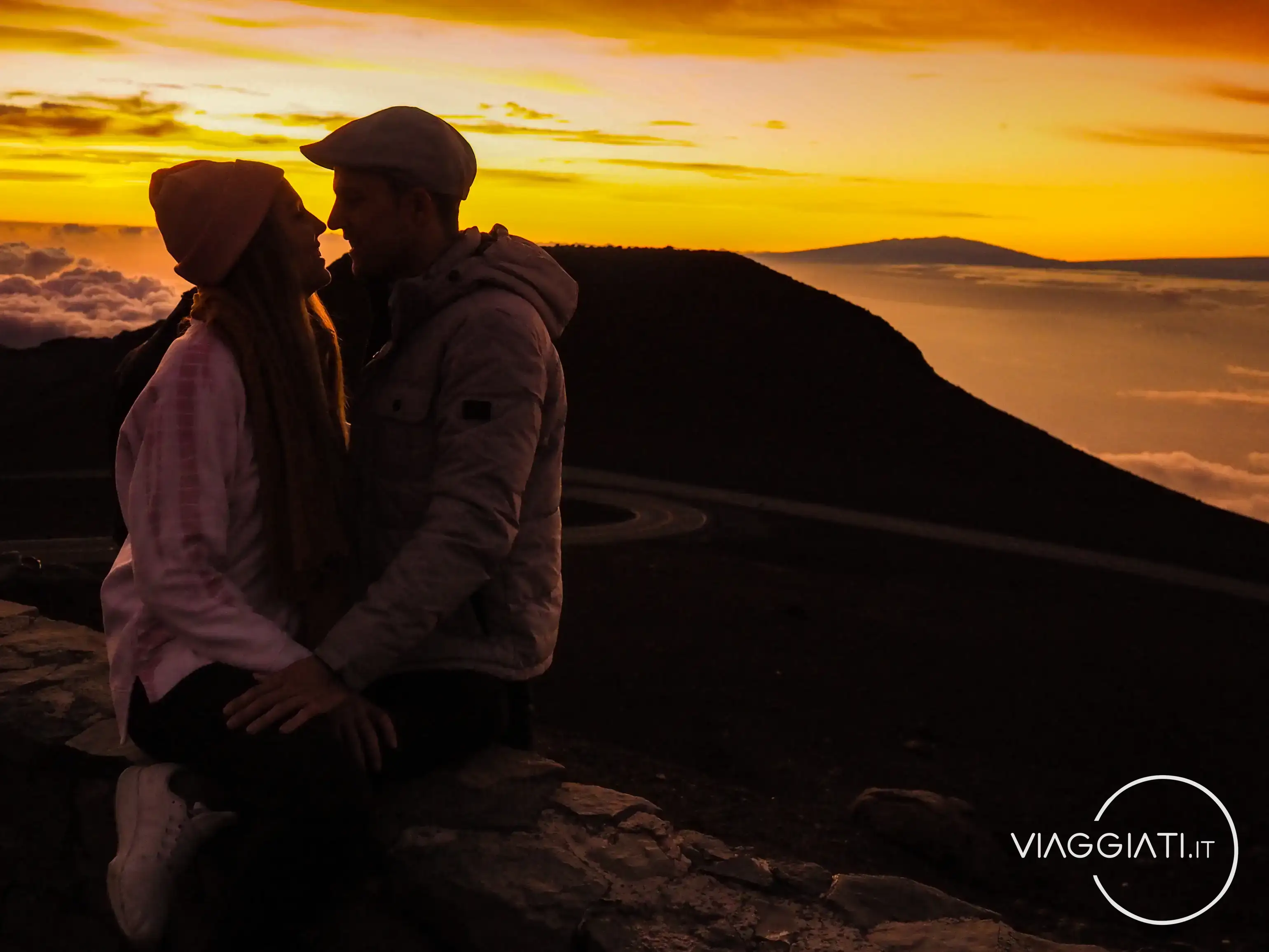 Vedere l'alba dalla cima di Haleakalā, un'esperienza da non perdere a Maui