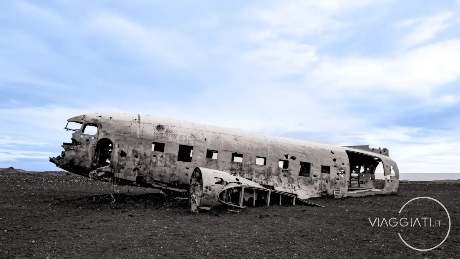 Aereo americano DC-3 abbandonato | Islanda in 7 giorni