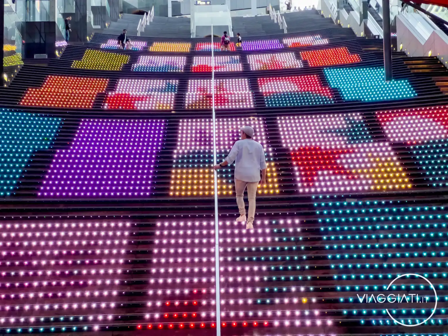 Scale LED della Stazione di Kyoto