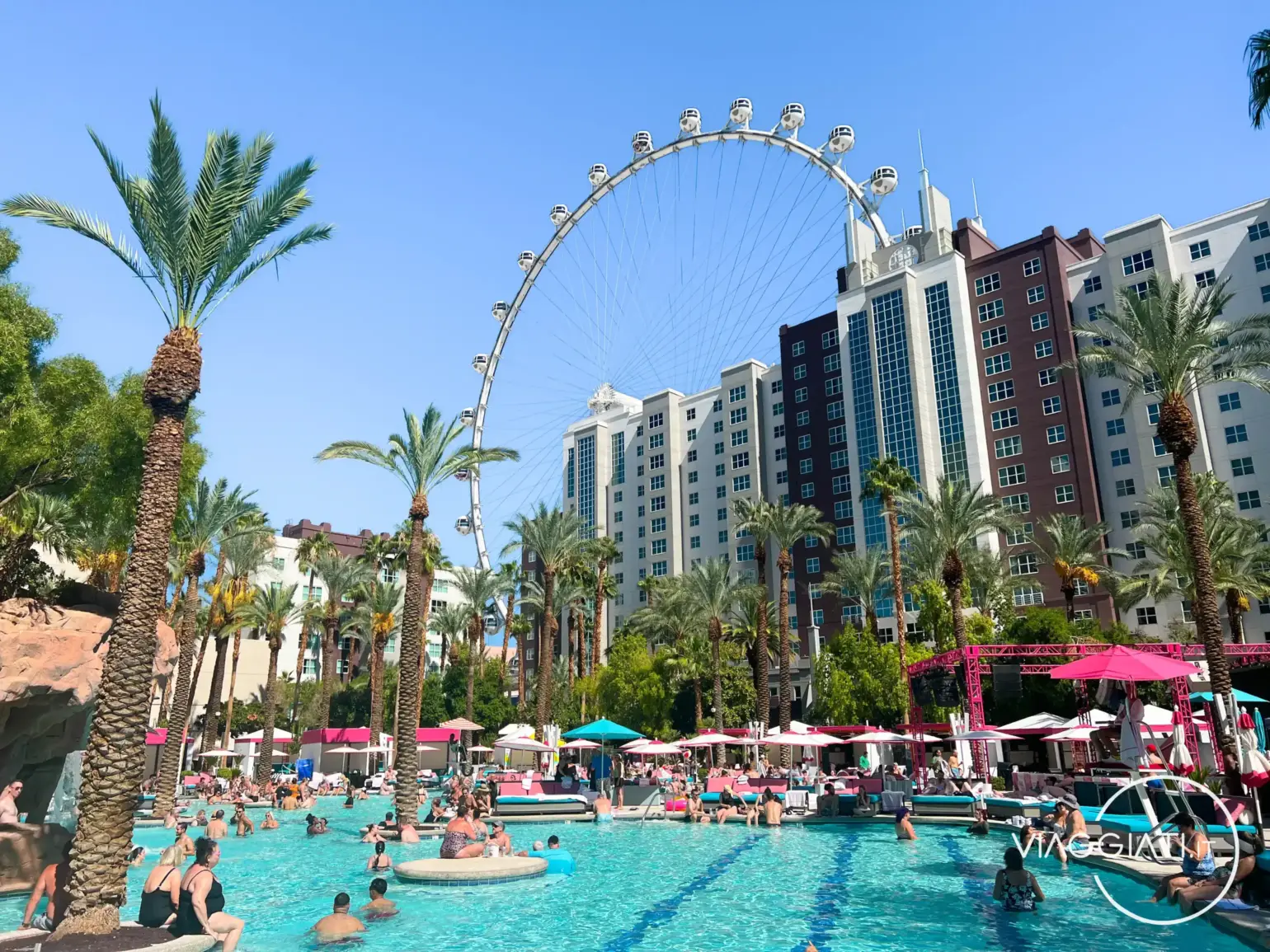 Piscina dell'hotel Flamingo a Las Vegas