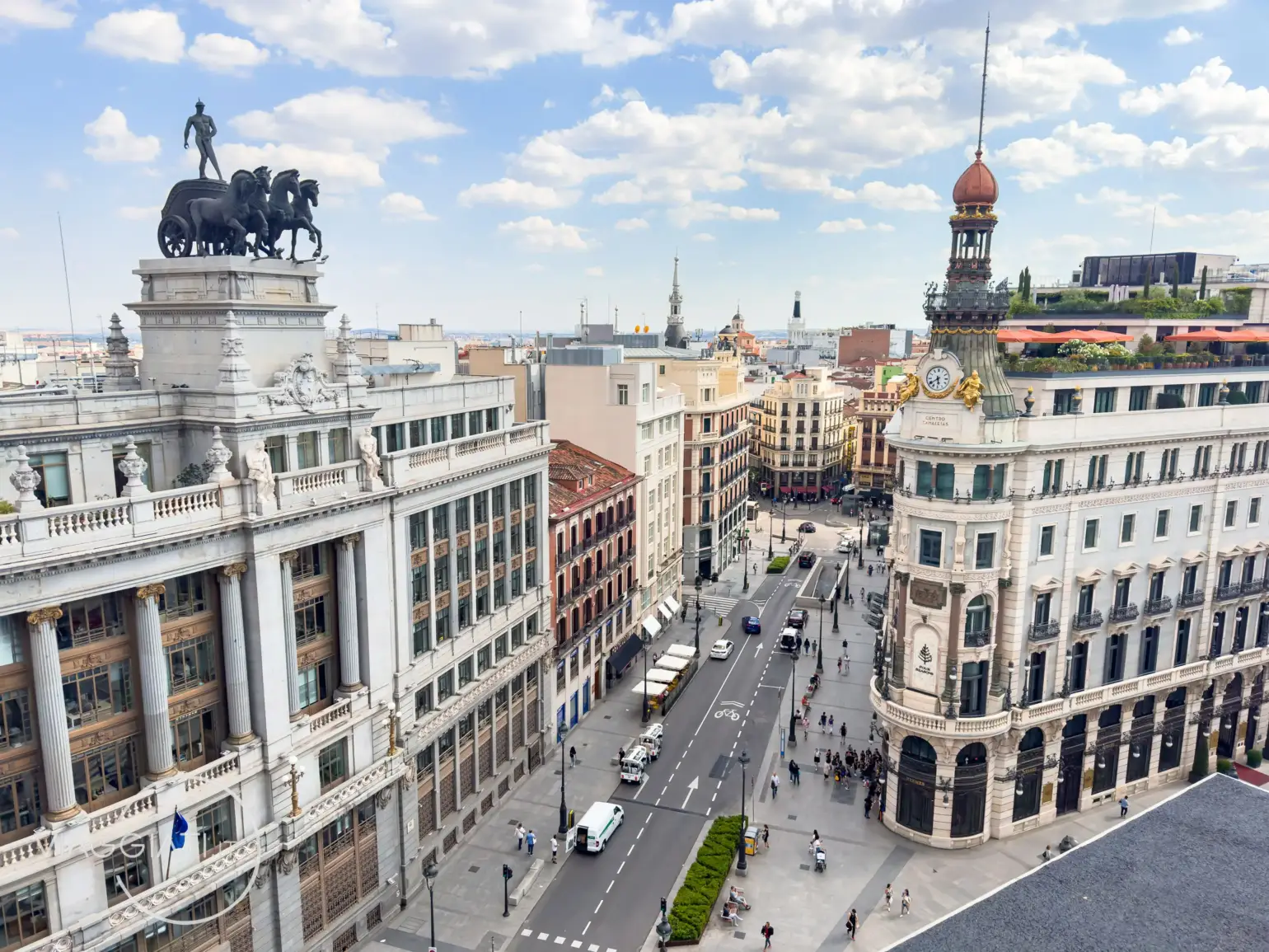 Hotel Four Seasons | Uno degli hotel più lussuosi di Madrid