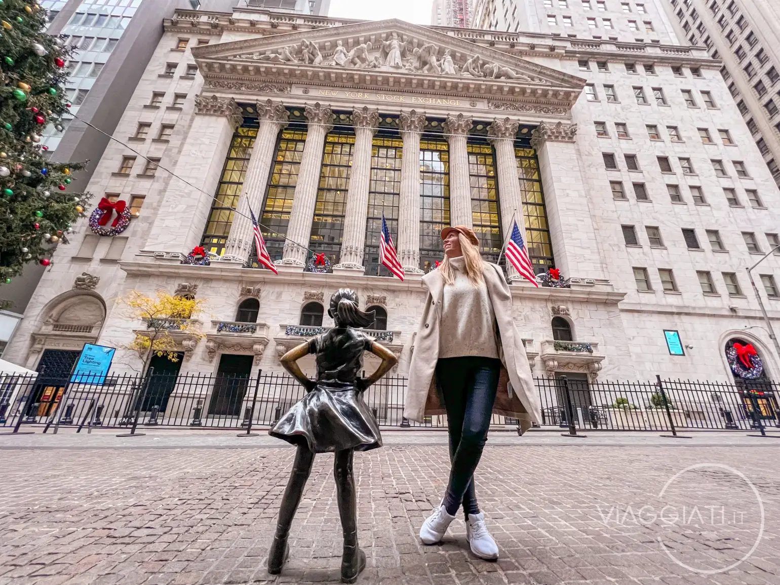 Fearless Girl davanti alla Borsa di New York