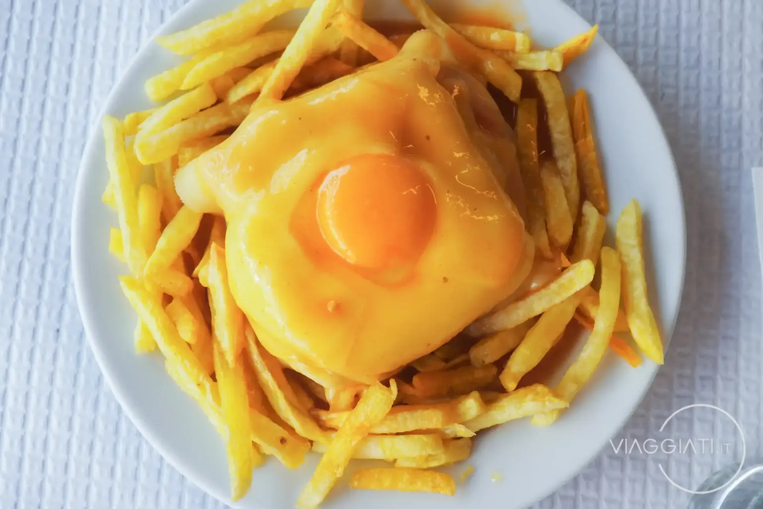 Francesinha al Café Santiago