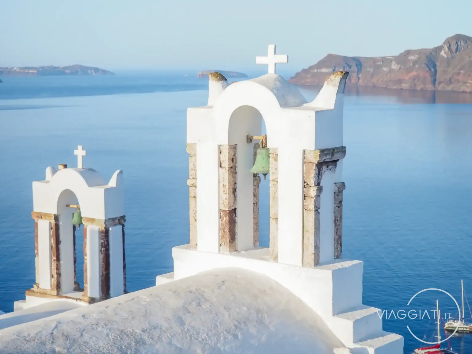 Come arrivare dall'aeroporto al vostro hotel a Santorini
