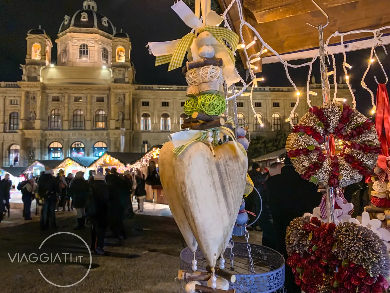 Mercatino di Natale in Piazza Maria Teresa